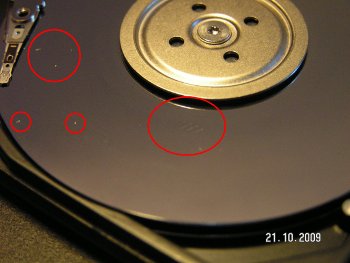 Technische Untersuchung einer Festplatte